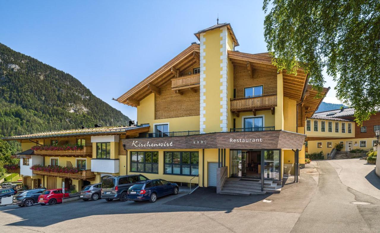 Landhotel Kirchenwirt Unken Exterior photo