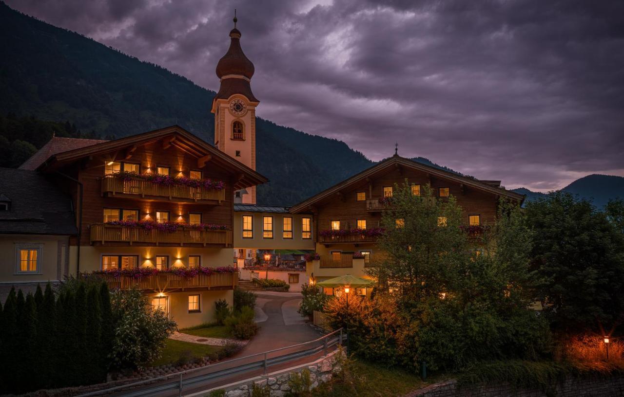 Landhotel Kirchenwirt Unken Exterior photo